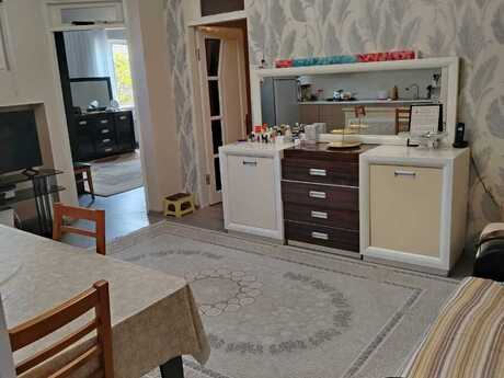 5 otaqlı həyət evi/bağ evi - Yasamal q. - 150 m²