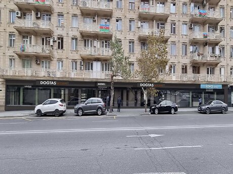 Obyekt - Nizami m. - 455 m²