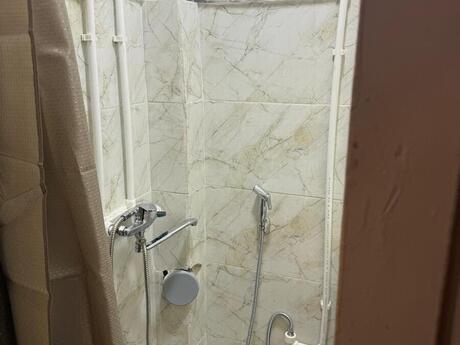 2 otaqlı həyət evi/bağ evi - Nizami m. - 55 m²