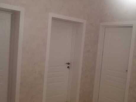 6 otaqlı həyət evi/bağ evi - İnşaatçılar m. - 220 m²