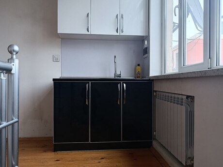 4 otaqlı həyət evi/bağ evi - Böyükşor q. - 180 m²