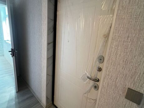 3 otaqlı köhnə tikili - Massiv D q. - 65 m²