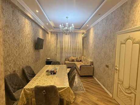 Elan №6116785 - Sumqayıt, Sumqayıt, 2 otaqlı, 76 m², 4/10 mərtəbə
