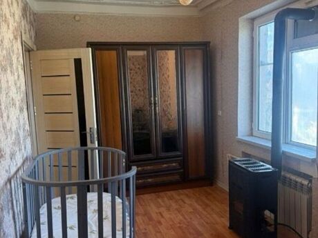 2 otaqlı köhnə tikili - İnşaatçılar m. - 50 m²