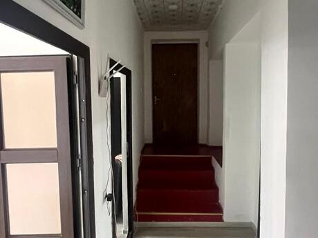 3 otaqlı köhnə tikili - Bakıxanov q. - 98 m²