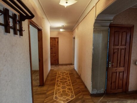 5 otaqlı köhnə tikili - Şah İsmayıl Xətai m. - 110 m²