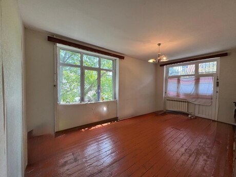 Elan №6005879 - Bakı, Bakıxanov q., 1 otaqlı, 40 m², 2/5 mərtəbə