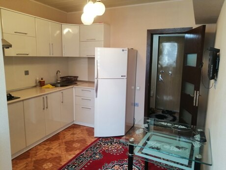 3 otaqlı köhnə tikili - Nəsimi r. - 60 m²