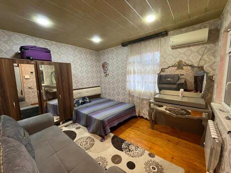 1 otaqlı həyət evi/bağ evi - Binəqədi q. - 45 m²
