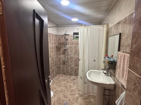 6-комн. дом/дача - пос. Мехтиабад - 180 м²