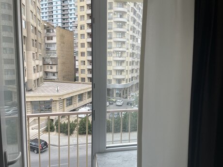 1 otaqlı köhnə tikili - Elmlər Akademiyası m. - 32 m²