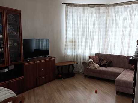 3 otaqlı köhnə tikili - Nəriman Nərimanov m. - 55 m²