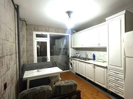 2 otaqlı köhnə tikili - Nəsimi r. - 76 m²