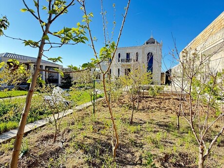 6 otaqlı həyət evi/bağ evi - Bilgəh q. - 400 m²