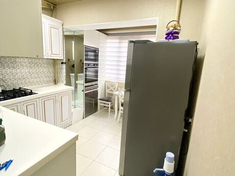 2 otaqlı köhnə tikili - Nəsimi m. - 70 m²