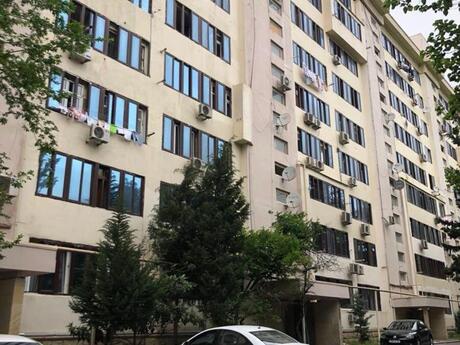 2 otaqlı köhnə tikili - Azadlıq Prospekti m. - 65 m²