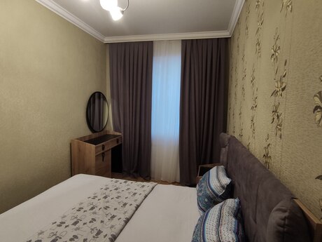 2 otaqlı köhnə tikili - Memar Əcəmi m. - 52 m²