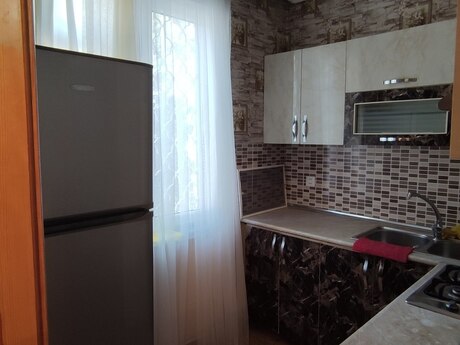 2 otaqlı köhnə tikili - Memar Əcəmi m. - 52 m²