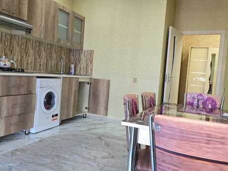 2 otaqlı yeni tikili - 8 Noyabr m. - 100 m²