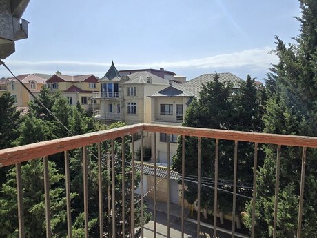 5 otaqlı həyət evi/bağ evi - Badamdar q. - 400 m²