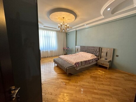 3 otaqlı yeni tikili - Elmlər Akademiyası m. - 165 m²
