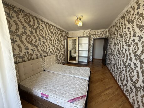 2 otaqlı yeni tikili - İnşaatçılar m. - 65 m²