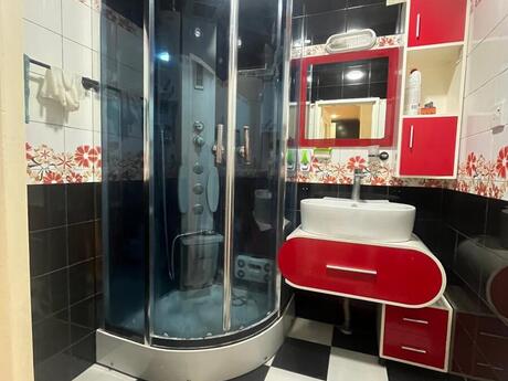 3 otaqlı köhnə tikili - Avtovağzal m. - 50 m²