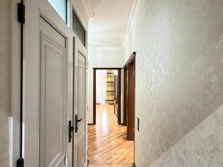 3 otaqlı köhnə tikili - Əhmədli q. - 80 m²