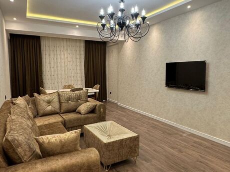 3 otaqlı yeni tikili - Nəsimi r. - 155 m²