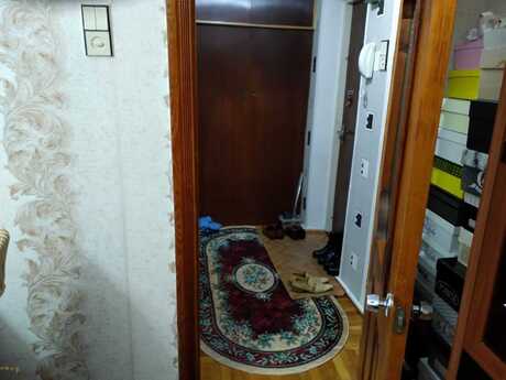 2 otaqlı köhnə tikili - Neftçilər m. - 45 m²