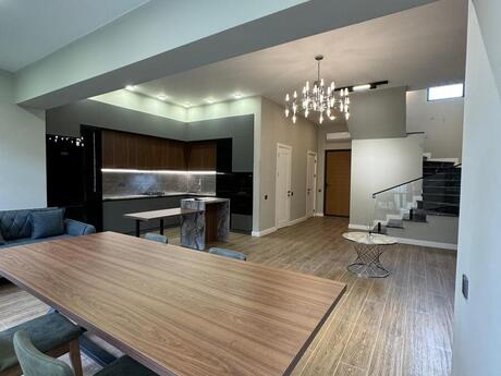 4 otaqlı həyət evi/bağ evi - Yasamal r. - 140 m²