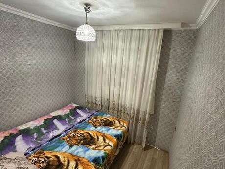 2 otaqlı köhnə tikili - İnşaatçılar m. - 60 m²