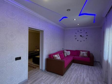 2 otaqlı həyət evi/bağ evi - Azadlıq Prospekti m. - 70 m²