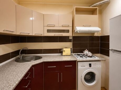 2 otaqlı yeni tikili - İnşaatçılar m. - 60 m²