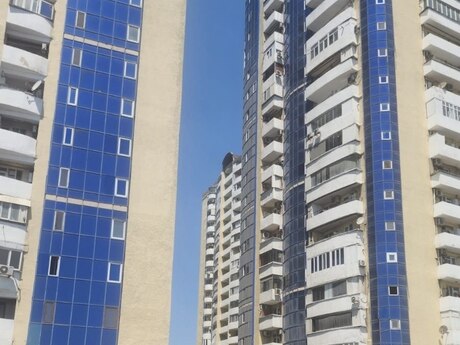 4 otaqlı yeni tikili - Bakıxanov q. - 122.6 m²