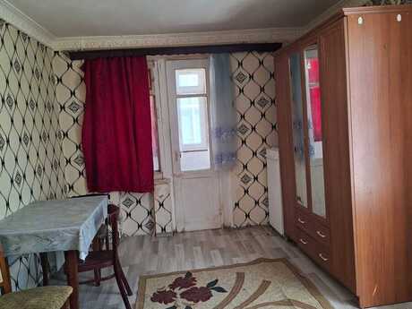 1 otaqlı köhnə tikili - Neftçilər m. - 36 m²