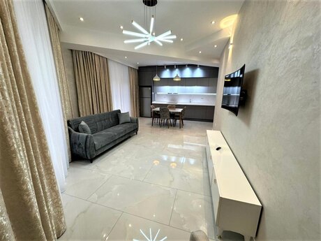 3 otaqlı yeni tikili - Ağ şəhər q. - 130 m²