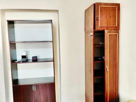 1 otaqlı köhnə tikili - Neftçilər m. - 35 m²