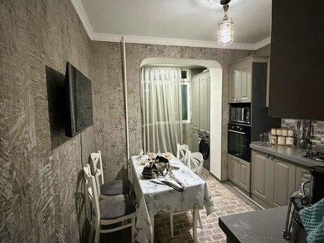 3-комн. вторичка - м. Мемар Аджеми - 90 м²
