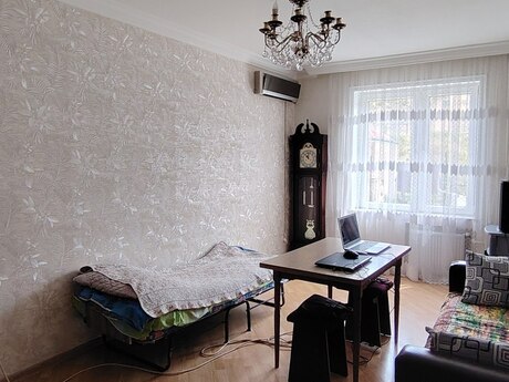 3 otaqlı köhnə tikili - Badamdar q. - 85 m²
