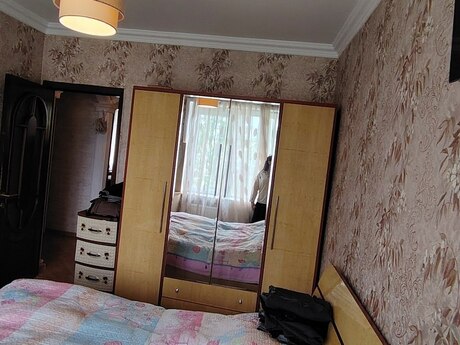 3 otaqlı köhnə tikili - Badamdar q. - 85 m²