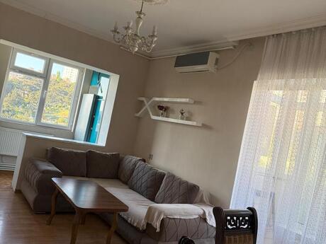 2 otaqlı köhnə tikili - Həzi Aslanov m. - 40 m²