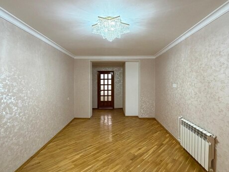2 otaqlı köhnə tikili - Bakıxanov q. - 65 m²