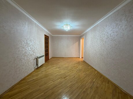 2 otaqlı köhnə tikili - Bakıxanov q. - 65 m²