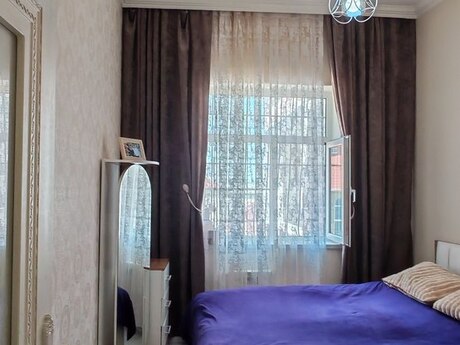 4 otaqlı həyət evi/bağ evi - Xırdalan - 160 m²