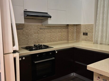 2 otaqlı yeni tikili - Memar Əcəmi m. - 55 m²
