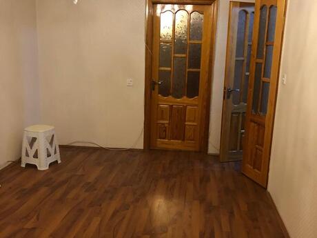 2 otaqlı köhnə tikili - Nizami r. - 52 m²