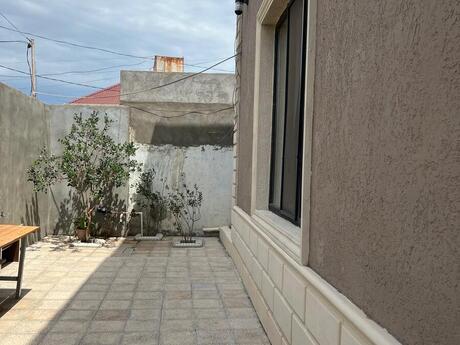 8 otaqlı həyət evi/bağ evi - Digah q. - 280 m²