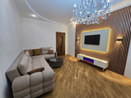 Elan №6117366 - Bakı, Şah İsmayıl Xətai m., 2 otaqlı, 70 m², 4/18 mərtəbə