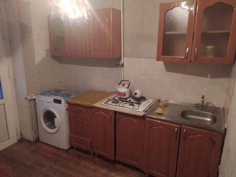 3 otaqlı köhnə tikili - Əhmədli m. - 85 m²